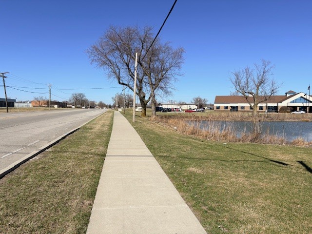 Lincolnway looking north