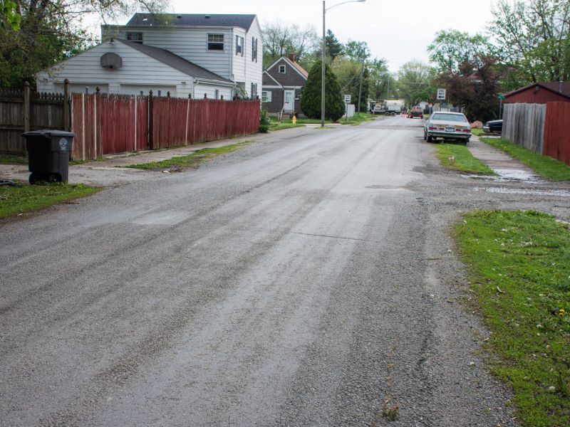 Photo showing street conditions of Eckart street