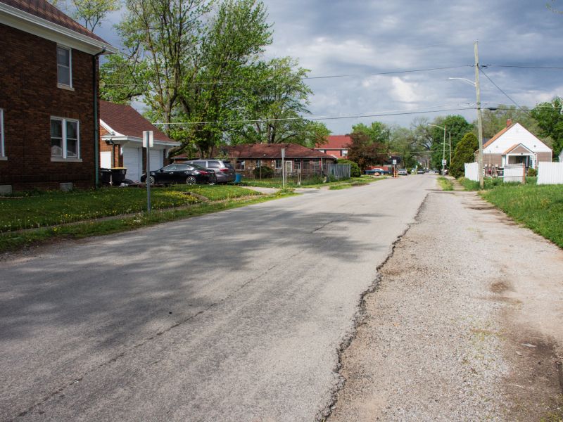 Photo showing street conditions of Eckart street