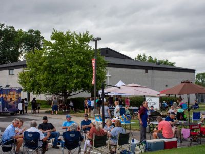Lakeshores Block Party